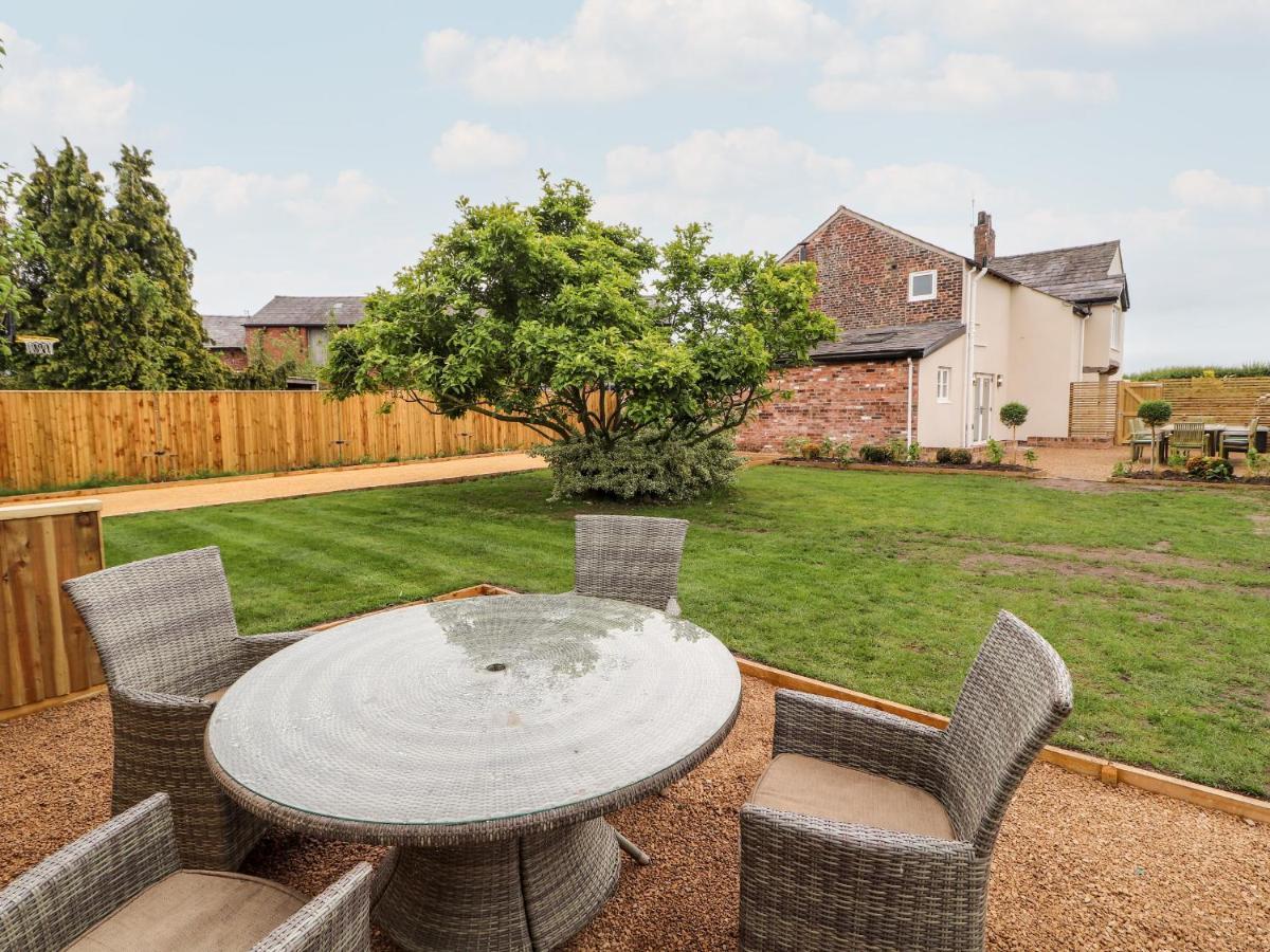 Legh Oaks Farm Villa Knutsford Buitenkant foto